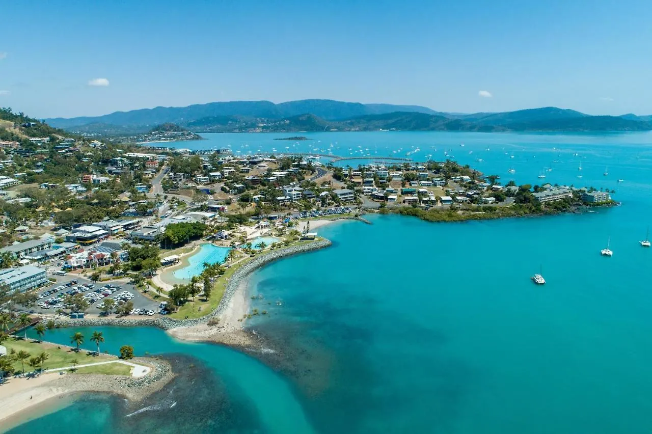 Airlie Sun & Sand Accommodation Studio #1 Airlie Beach Avustralya